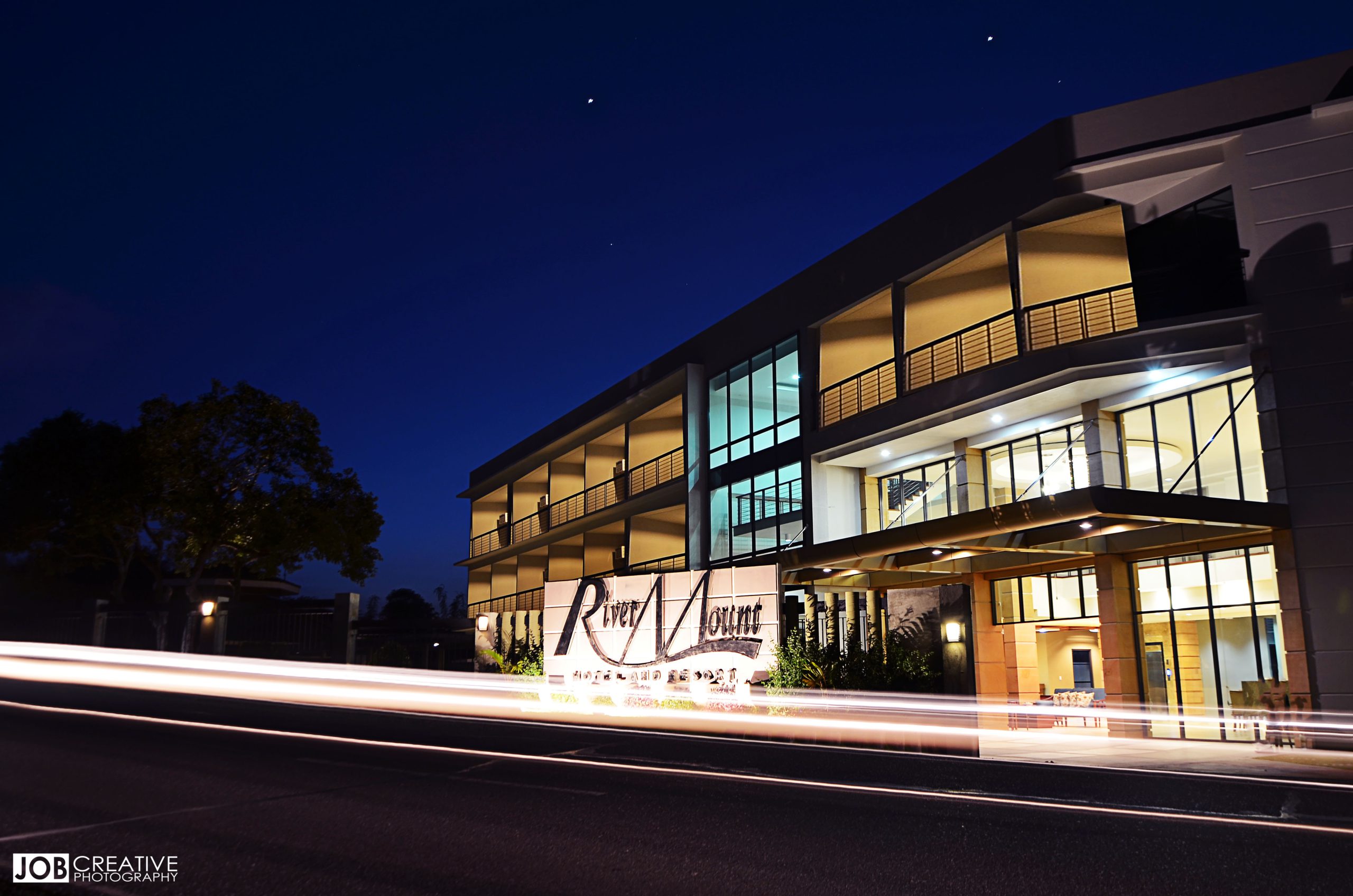 Front exterior 09