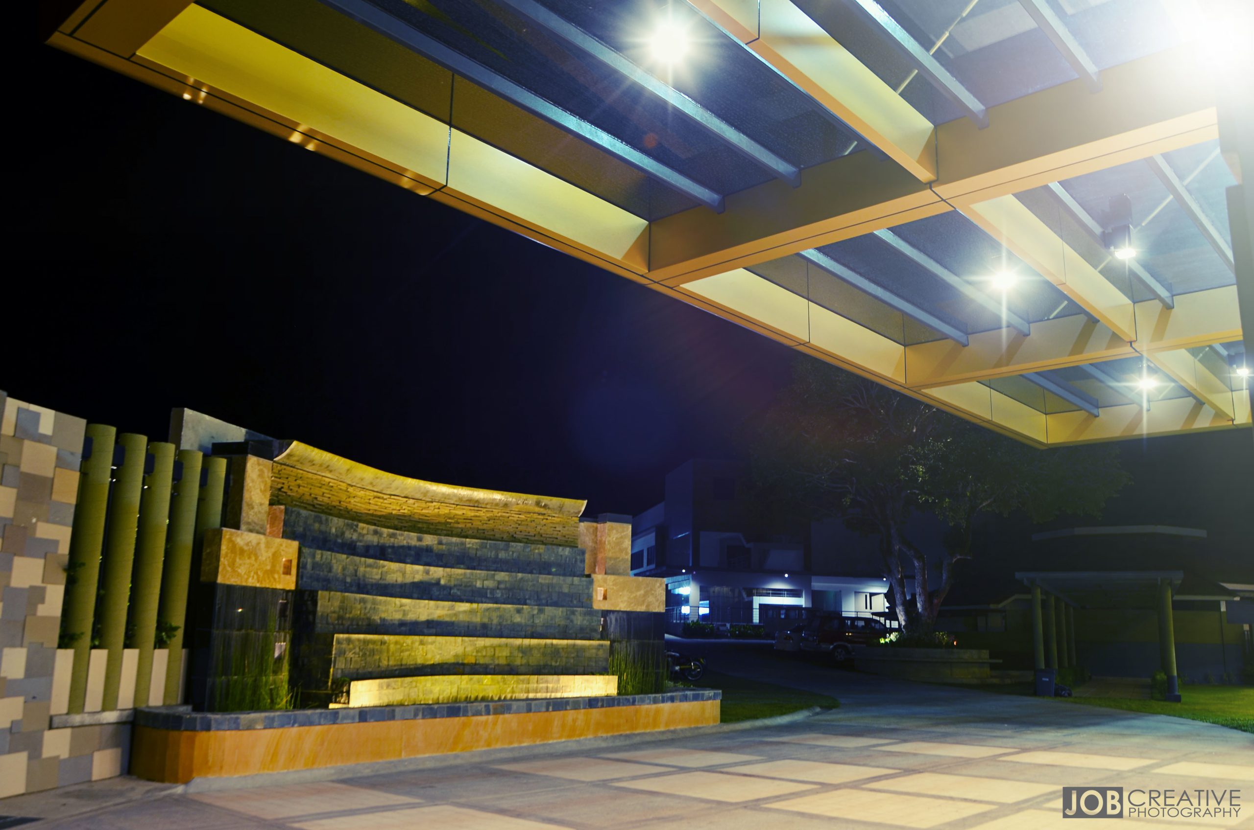 Front exterior 02
