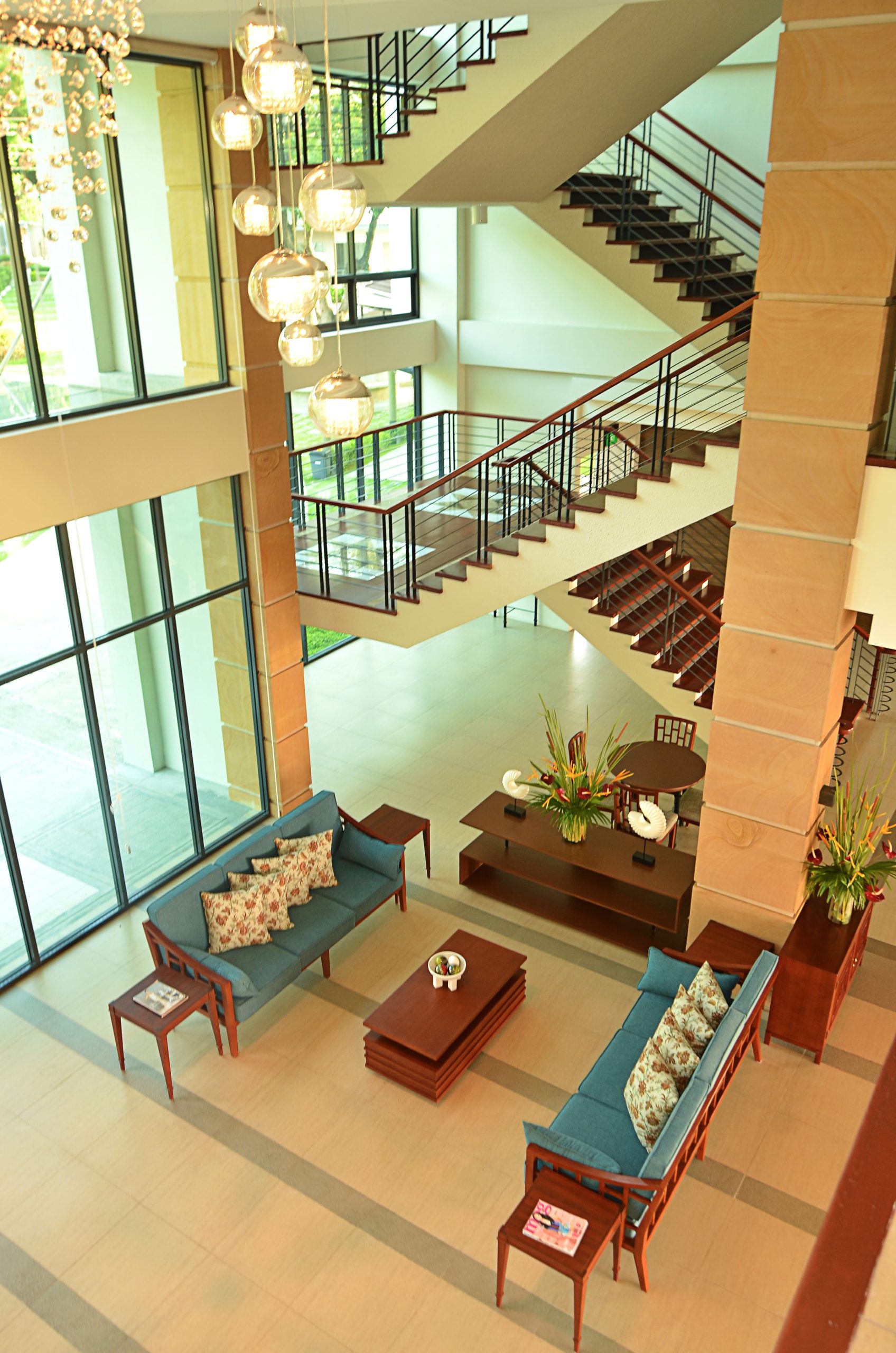 Hotel Lobby 10