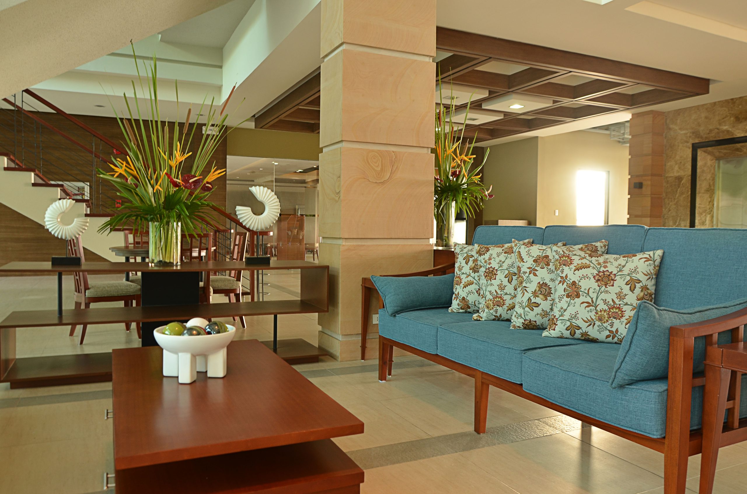 Hotel Lobby 08