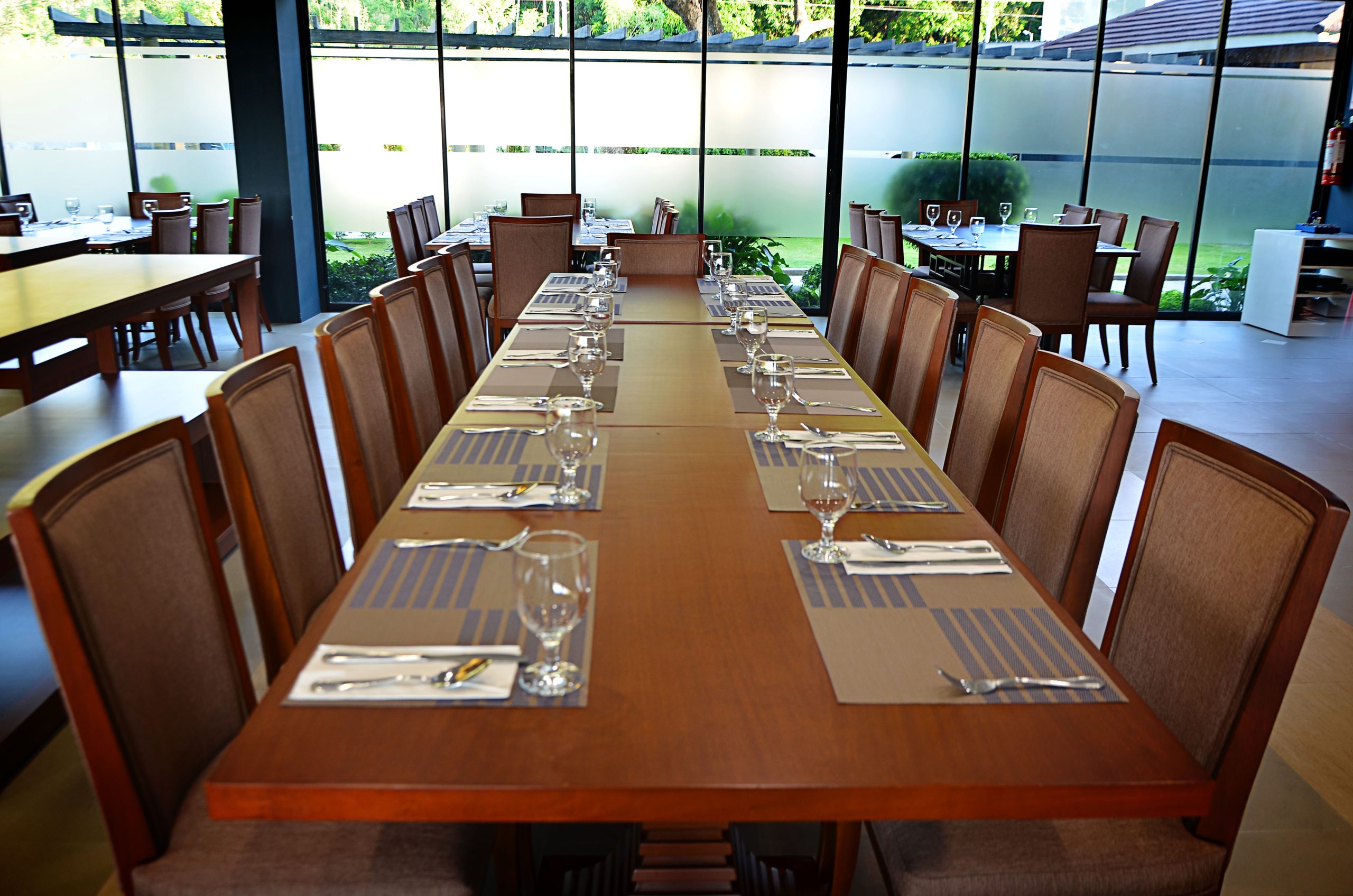 Restaurant 03